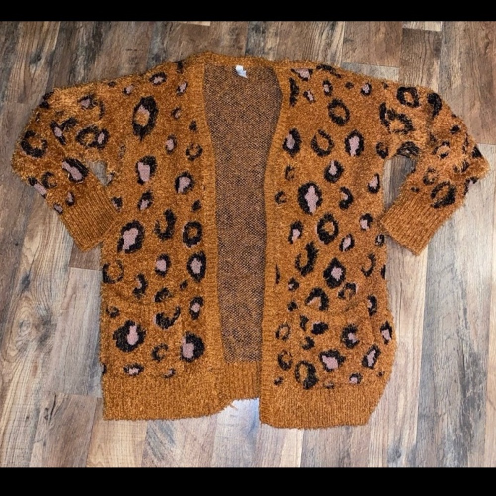 Cheetah print cardigan - Picture 4 of 5